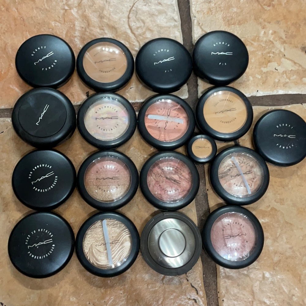 HUGE MAC H.LIGHT & FOUNDATION HAUL!!! 19 PIECES